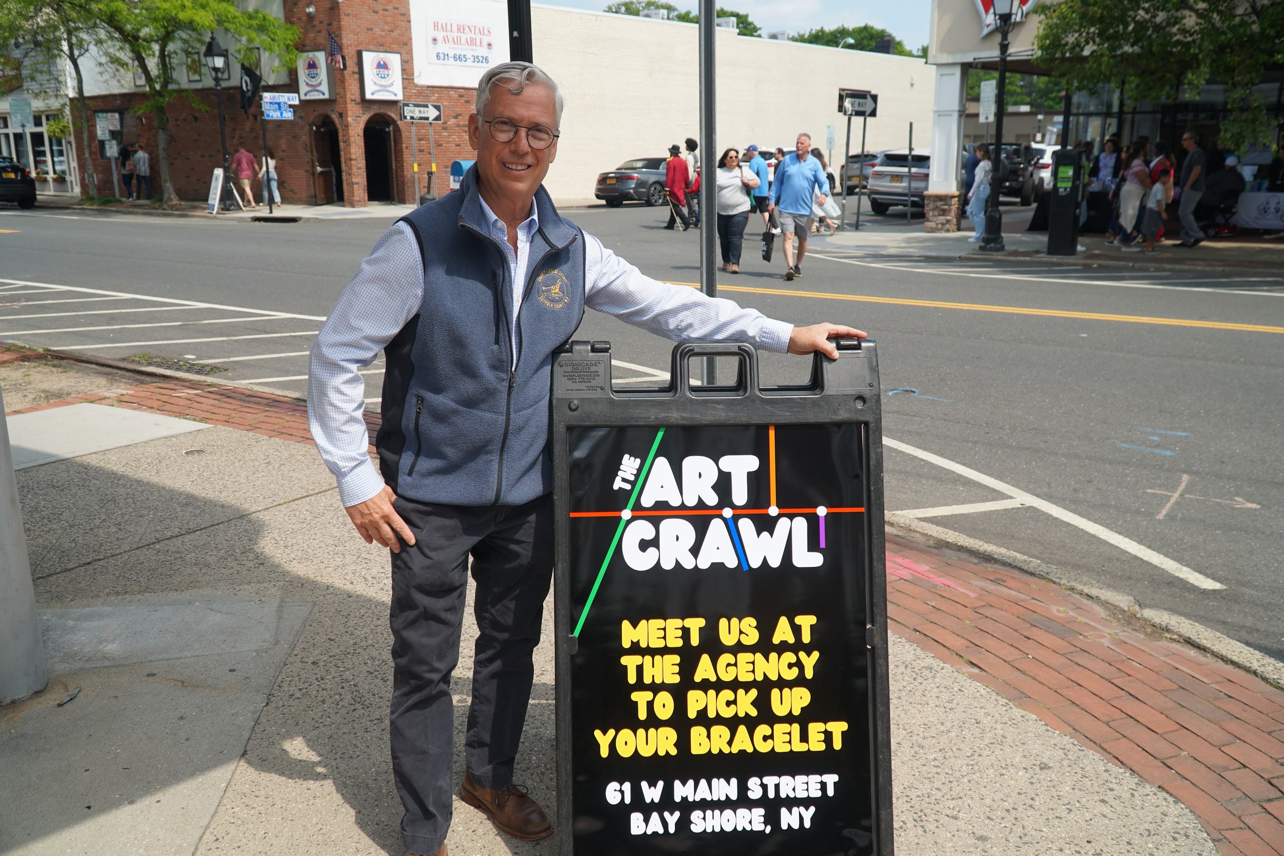 Art Crawl Photo 1.jpg