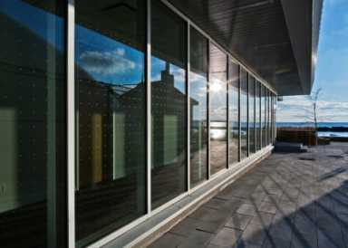 Bird-Safe-Glass-AviProtekE-Surface-1