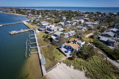 187 Bay Walk in Dunewood