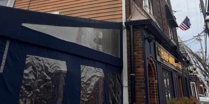 Harp & Hound, the popular Irish-style pub in downtown Islip Hamlet has closed after a kitchen fire on the morning of November 12. The Islip Fire Department responded to a fire alarm at 7:34 a.m. and arrived to find smoke coming from the back of 528 Main Street. When they entered, crews saw flames coming from the cook loft above the kitchen, as well as from the building’s electrical service, according to accounts described by Islip Fire Department 2nd Chief Ferrari. 