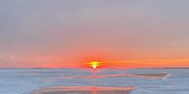 Saturday, January 31 Sweets and Treats Expo If you’ve got a sweet tooth and love shopping small, visit the Sweets and Treats Expo at Great South Bay Brewery, 25 Drexel Drive, Bay Shore, from noon to 6 p.m. The full-scale indulgence brings together artisan sweets, gourmet treats, and interactive experiences, all under one roof at the brewery! Whether you’re searching for the perfect Valentine’s Day gift, planning a fun weekend outing, or just ready to treat yourself, this event delivers something for everyone. For details, visit greatsouthbaybrewery.com.