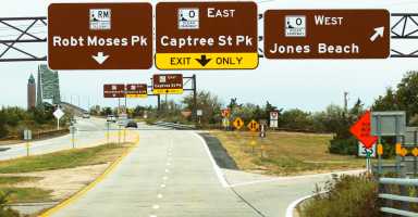The one-way alternating traffic pattern that started this week between Ocean Parkway and the Robert Moses Causeway bridge system is expected to continue throughout the month, weather permitting, according to the New York State Department of Transportation (NYSDOT) announcement on March 30. Flaggers have been stationed from 10 a.m. to 3 p.m. since then to monitor traffic flow. 