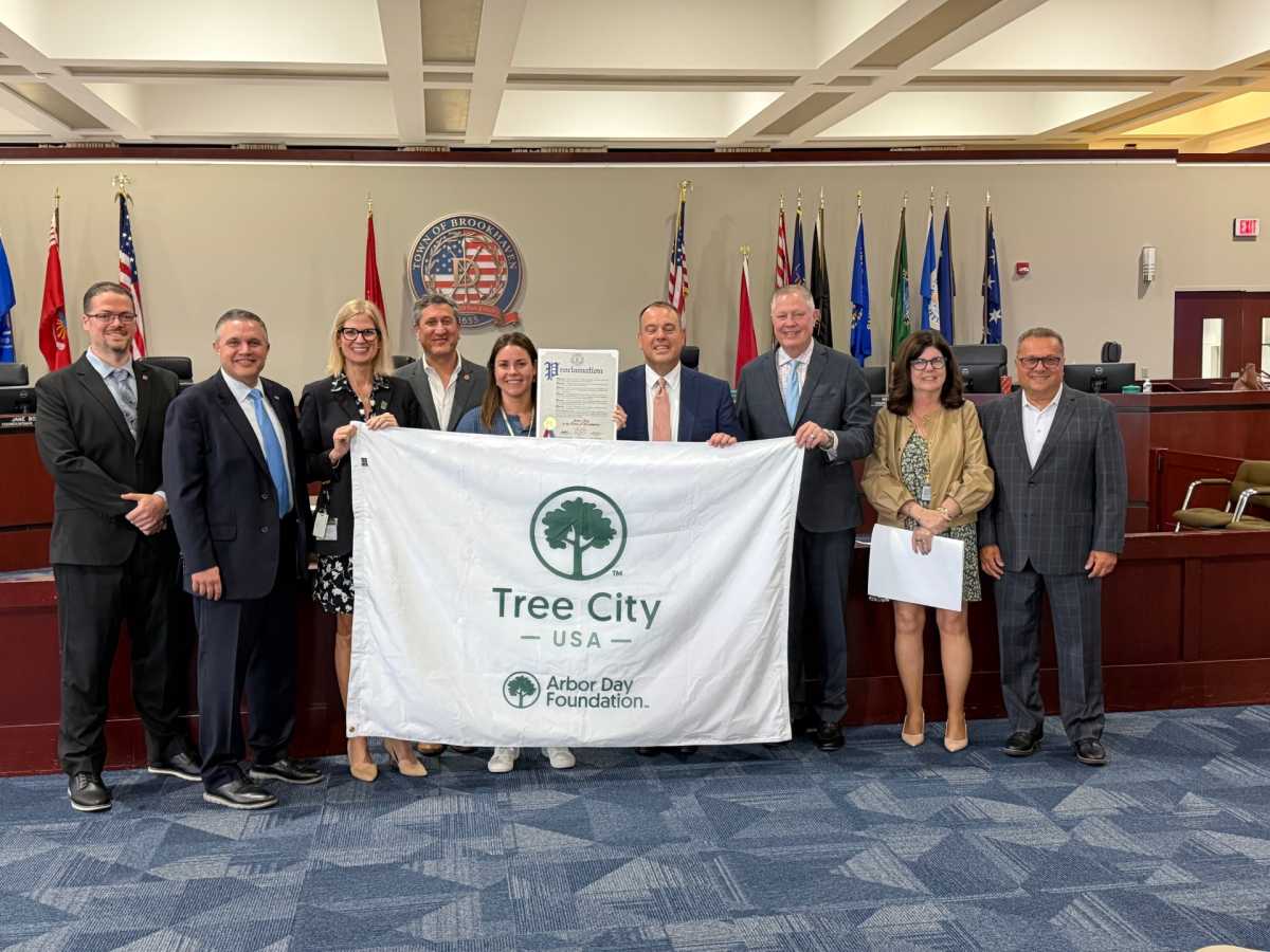 Town of Brookhaven is Named “Tree City USA” for an 11th Consecutive Year