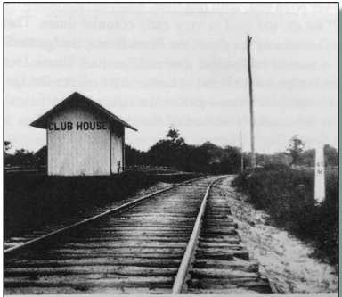 For those curious about the history of their community, the presentation "History of the South Side Sportsmen's Club and Town of Islip” will explore one of Islip's most influential yet often overlooked stories. The program will take place on Sunday, June 28, at 1 p.m. at the Connetquot River State Park Preserve.