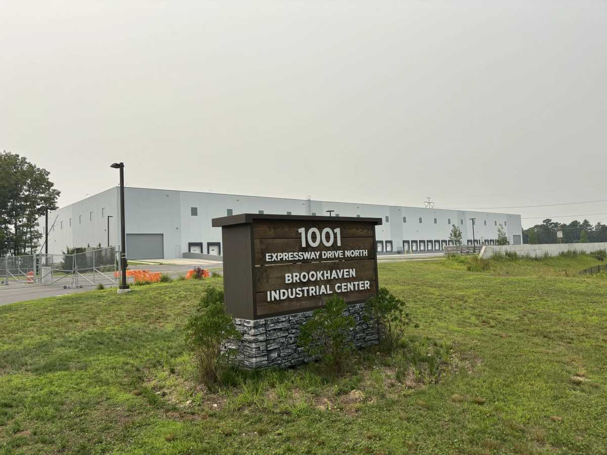 brookhaven-approves-18-month-data-center-moratorium-after-marathon