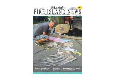 In Ocean Beach, Richard Dziubia has been a fixture in Ocean Beach for quite some time. Even if you don’t know him, you probably do. Those very intricate chalk drawings that grace Cottage Walk from time to time? That’s Richard! However, his chalk creations are just one aspect of his work.