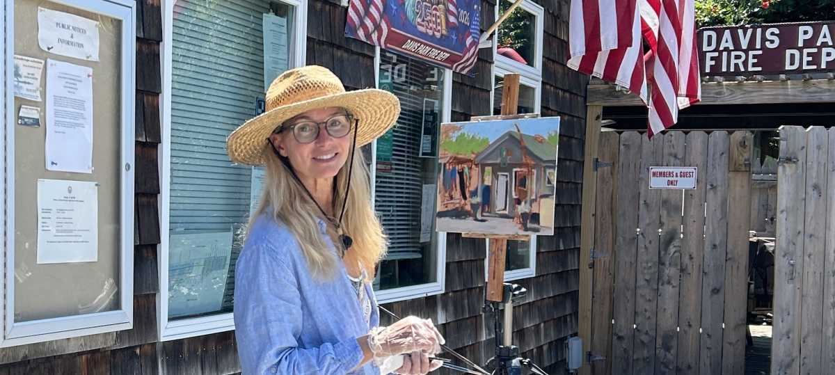 In our last issue of Fire Island News, our cover art featured an image of Davis Park Ferry’s vessel, Kiki, arriving at shore on Fire Island. In this issue, a painting of Kiki shows the vessel departing Fire Island and heading back across the Great South Bay. Victoria Schneps, Founder of Schneps Media, personally chose the cover artwork. She had long been searching for an image of a ferry making the journey back home to the mainland to close out our summer season. Jane Corbellini delivered exactly what she was looking for—with both technical skill and grace.