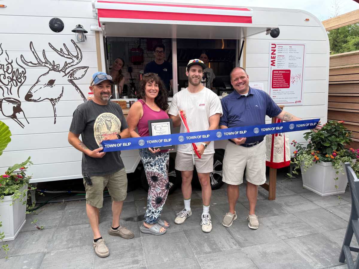 If you’re looking to grab a cup of coffee before catching the ferry or munch on a pastry while you relax on the beach, look no further—Kismet Coffee Company has a new location this summer. As the company’s fourth location in four years, it’s been a busy time, and they’re bringing that energy to Fair Harbor, Fire Island.