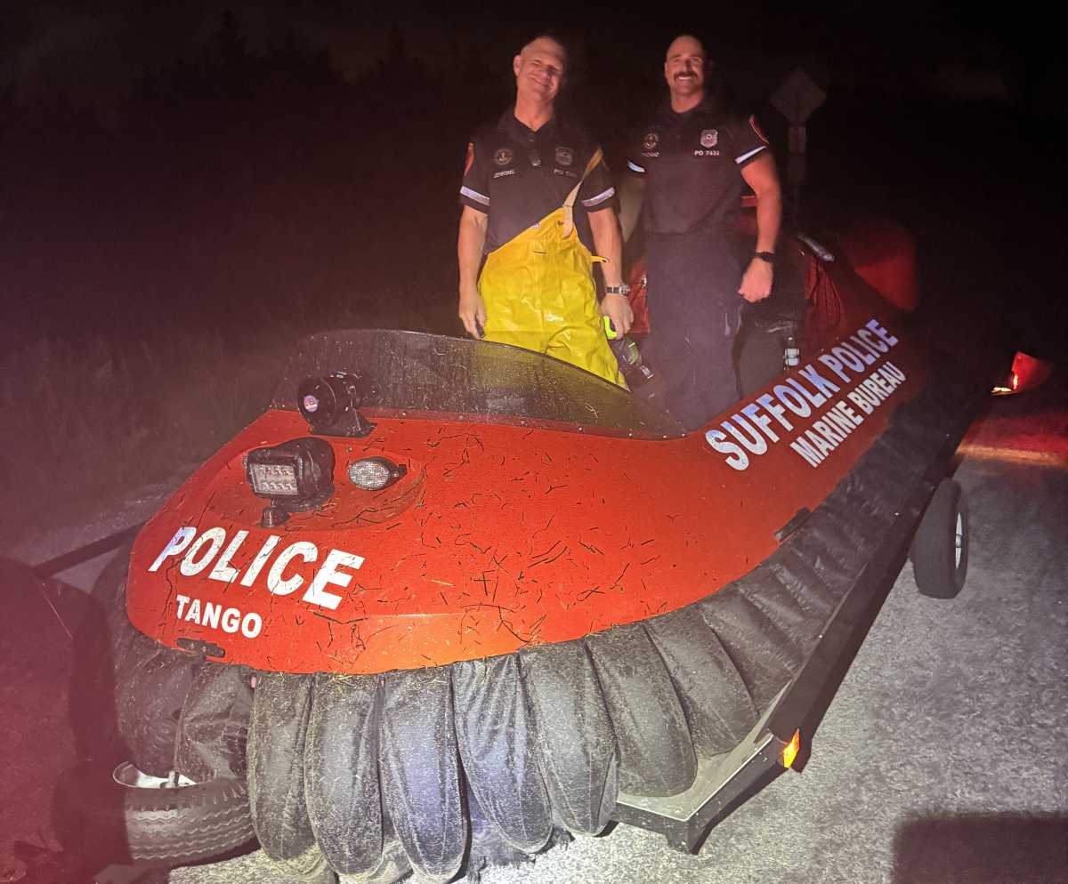 In the early hours of Sunday morning, Suffolk County Police Department (SCPD) Marine Bureau Officers came to the aid of a family of four stranded at the mouth of Fire Island Inlet in Babylon.