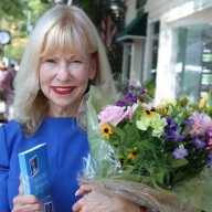 As a longtime journalist and author, Linda Leuzzi has always had an eye for the telling detail, the barely noticeable tidbit that makes a story memorable.